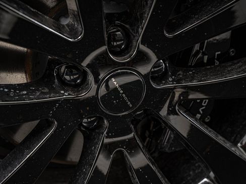 New 2026 Land Rover Range Rover Sport Dynamic SE image 8