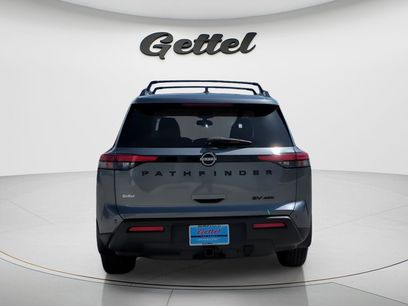 Certified 2022 Nissan Pathfinder SV w/ SV Premium Package