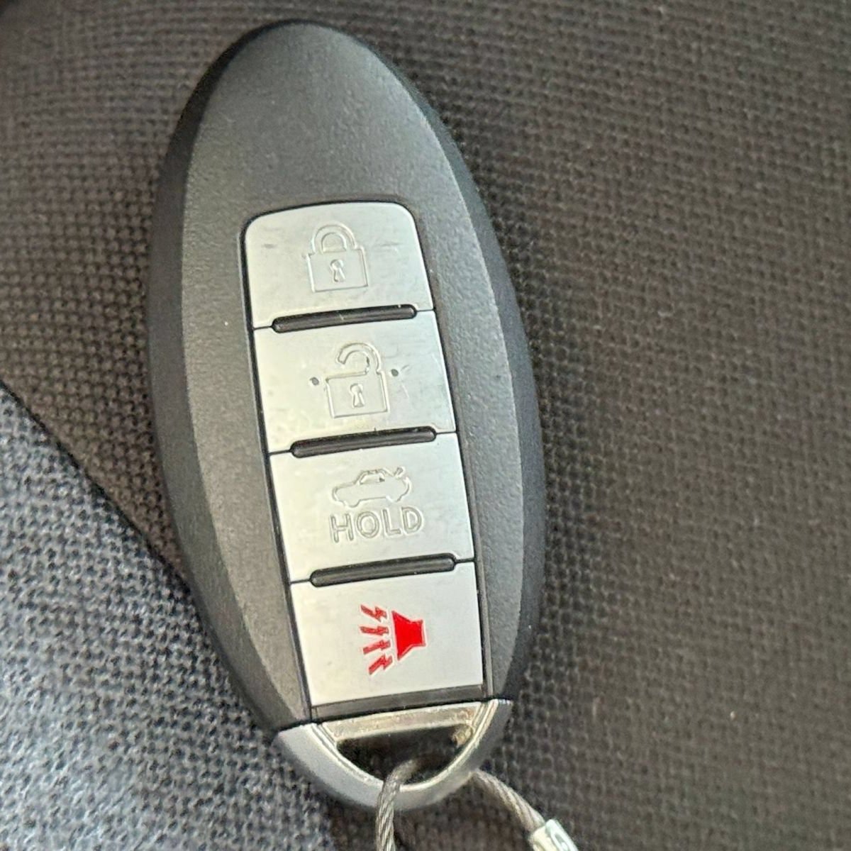 Used 2025 Nissan Versa SV FWD image 24