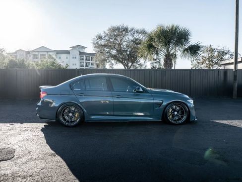 Used 2018 BMW M3 image 2