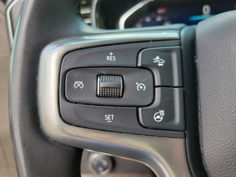 Used 2025 Chevrolet Silverado 1500 LT RWD image 16