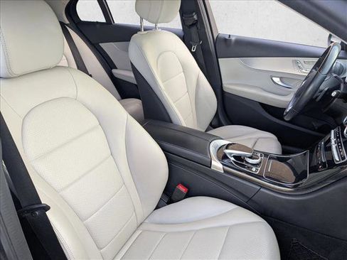Used 2016 Mercedes-Benz C 300 4MATIC Sedan image 24