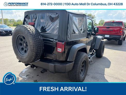 Used 2017 Jeep Wrangler Sport w/ Quick Order Package 24S AWD/4WD image 9