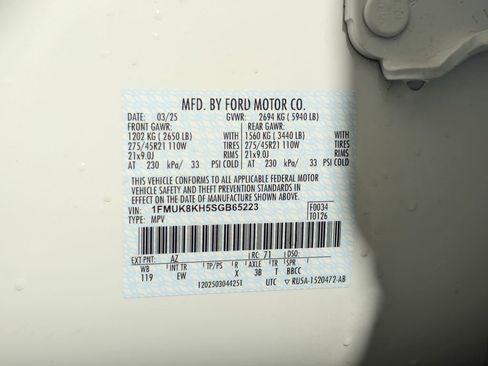 Certified 2025 Ford Explorer ST-Line image 30