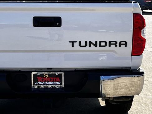 Used 2019 Toyota Tundra SR5 w/ SR5 Upgrade Package AWD/4WD image 6