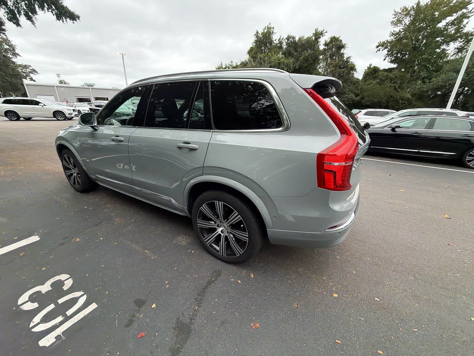 Used 2024 Volvo XC90 B6 Ultimate w/ Lounge Package AWD/4WD image 12