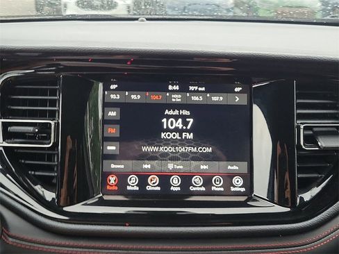 Used 2023 Dodge Durango GT image 16