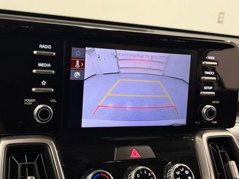 Used 2022 Kia Sorento LX FWD image 27