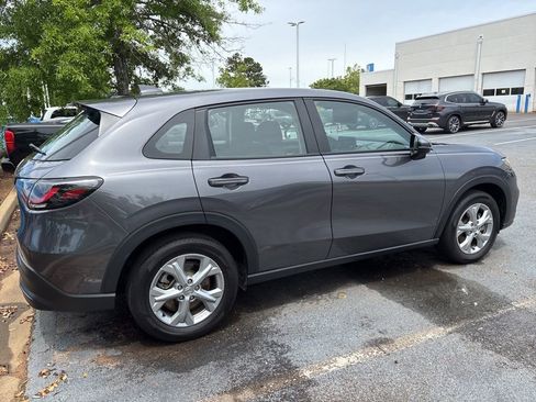 Used 2025 Honda HR-V LX image 3