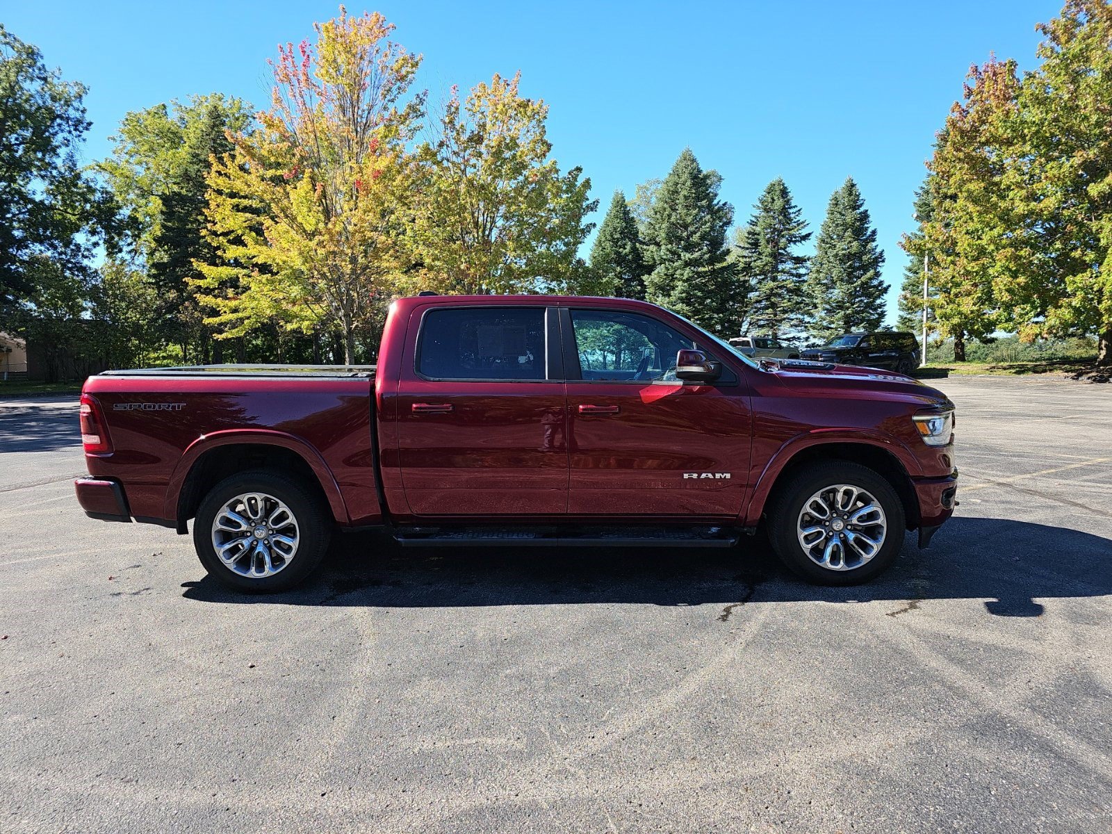 Used 2021 RAM 1500 Laramie w/ Sport Appearance Package AWD/4WD image 6