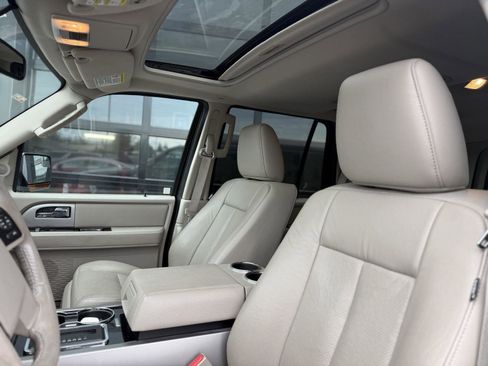 Used 2014 Ford Expedition Limited w/ Equipment Group 301A image 8