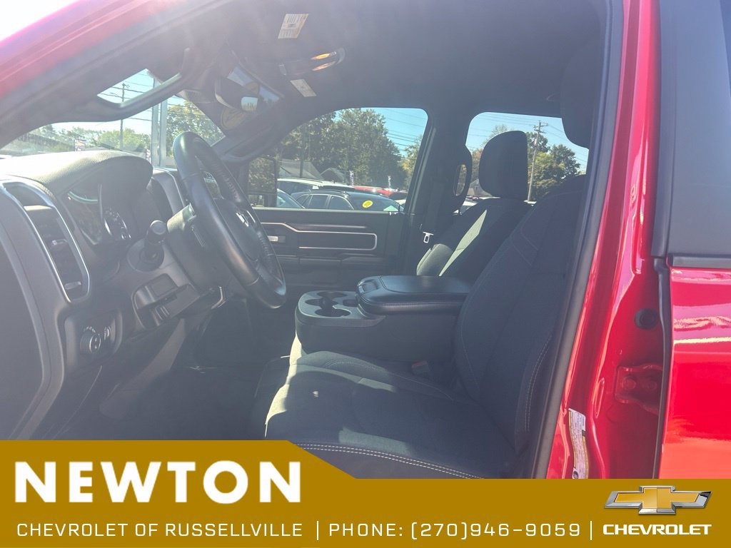 Used 2024 RAM 2500 Big Horn w/ Night Edition AWD/4WD image 4