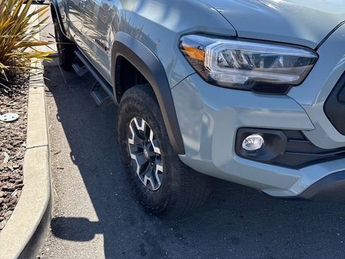 Used 2023 Toyota Tacoma TRD Off-Road AWD/4WD image 3