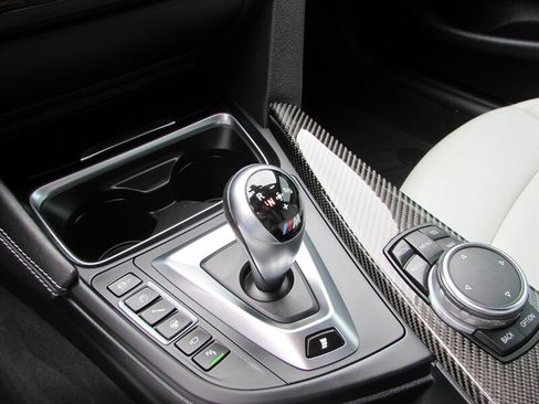Used 2015 BMW M4 Coupe RWD image 17