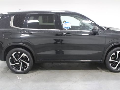 Used 2024 Mitsubishi Outlander SEL image 11