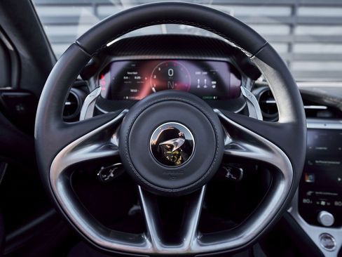 Used 2024 McLaren 750S Spider image 49