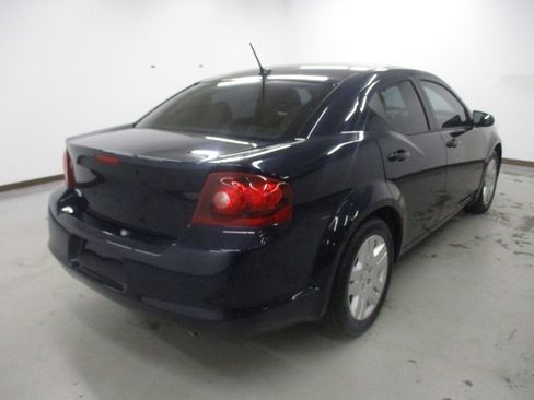 Used 2014 Dodge Avenger SE w/ Quick Order Package 27Z SE V6 FWD image 7