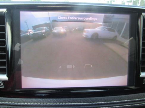 Used 2025 Chrysler Pacifica Limited FWD image 17