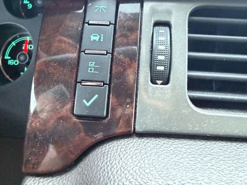 Used 2008 GMC Yukon XL Denali image 26