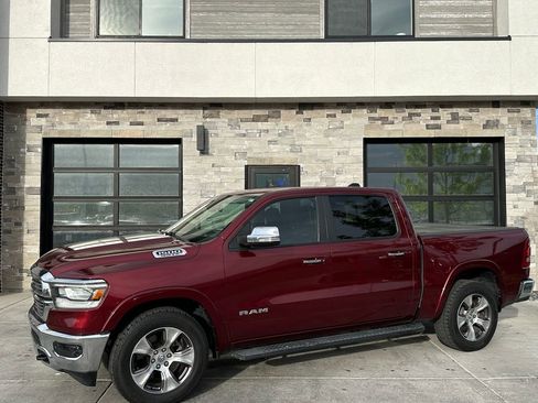 Used 2019 RAM 1500 Laramie image 7