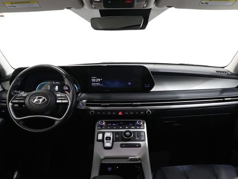 Used 2025 Hyundai Palisade SEL FWD image 14