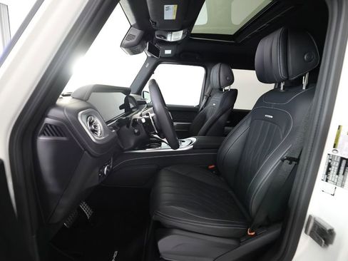 Used 2025 Mercedes-Benz G 63 AMG 4MATIC image 14