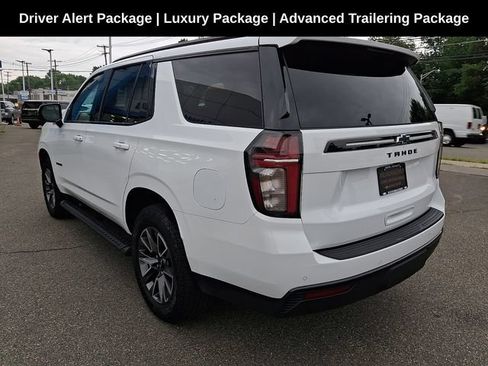 Used 2023 Chevrolet Tahoe Z71 w/ Luxury Package AWD/4WD image 8