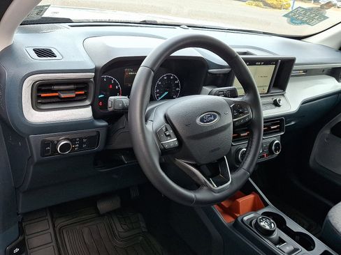 Certified 2024 Ford Maverick XLT w/ XLT Luxury Package image 17