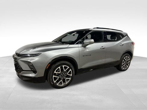 Used 2025 Chevrolet Blazer RS AWD/4WD image 5