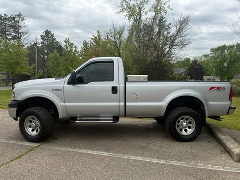 Used 2007 Ford F350 XL AWD/4WD image 8