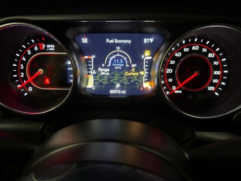 Used 2021 Jeep Gladiator Mojave w/ Cold Weather Group AWD/4WD image 19