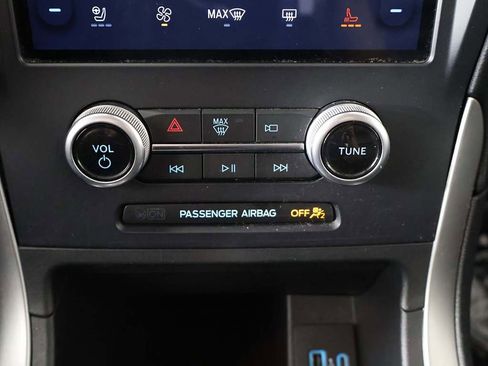 Used 2022 Ford Edge SEL w/ Convenience Package image 47