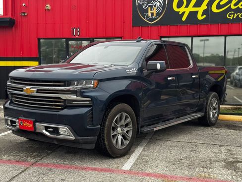 Used 2021 Chevrolet Silverado 1500 High Country w/ Z71 Off-Road Package AWD/4WD image 2