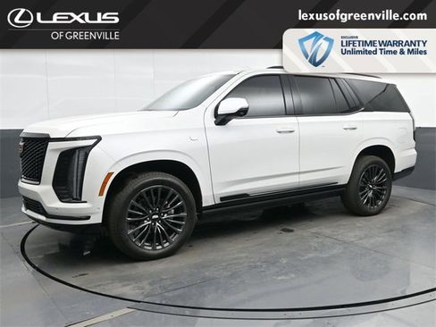 Used 2025 Cadillac Escalade Sport Platinum image 4