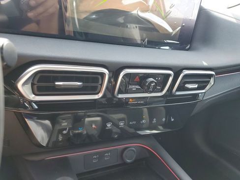 New 2026 Nissan Sentra SV w/ SV Convenience Package FWD image 26