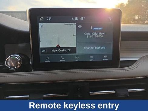 Used 2022 Lincoln Corsair Standard w/ Premium Package image 23