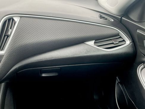 Used 2022 Chevrolet Malibu LT FWD image 16