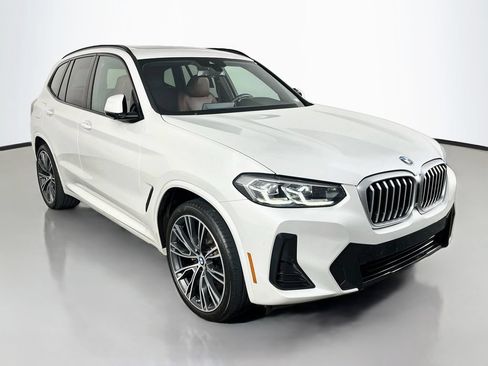 Used 2023 BMW X3 sDrive30i w/ M Sport Package RWD image 3