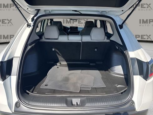 Used 2023 Honda HR-V LX image 27