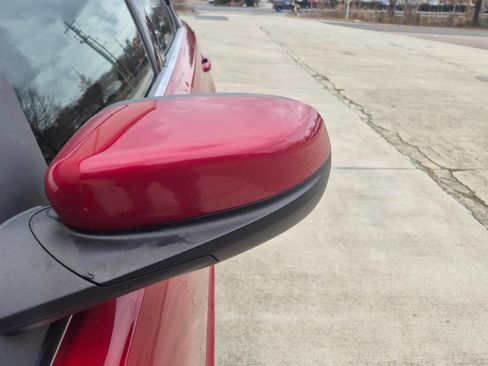 Used 2010 Ford Taurus SHO image 11