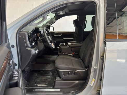 Used 2024 GMC Sierra 1500 Elevation AWD/4WD image 16
