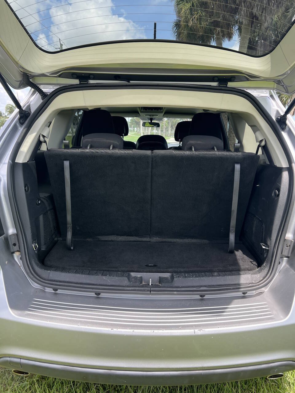 Used 2015 Dodge Journey SXT w/ Flexible Seating Group FWD image 9