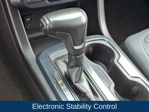 Used 2016 Chevrolet Colorado Z71 AWD/4WD image 11