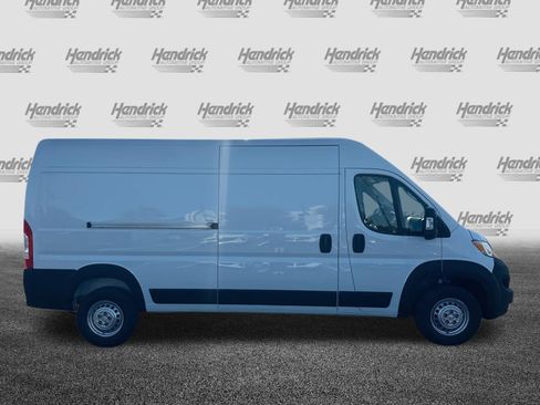 Used 2025 RAM ProMaster 2500 w/ Convenience Group FWD image 10