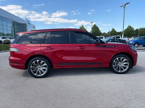 Used 2025 Lincoln Aviator AWD w/ Jet Appearance Package image 8
