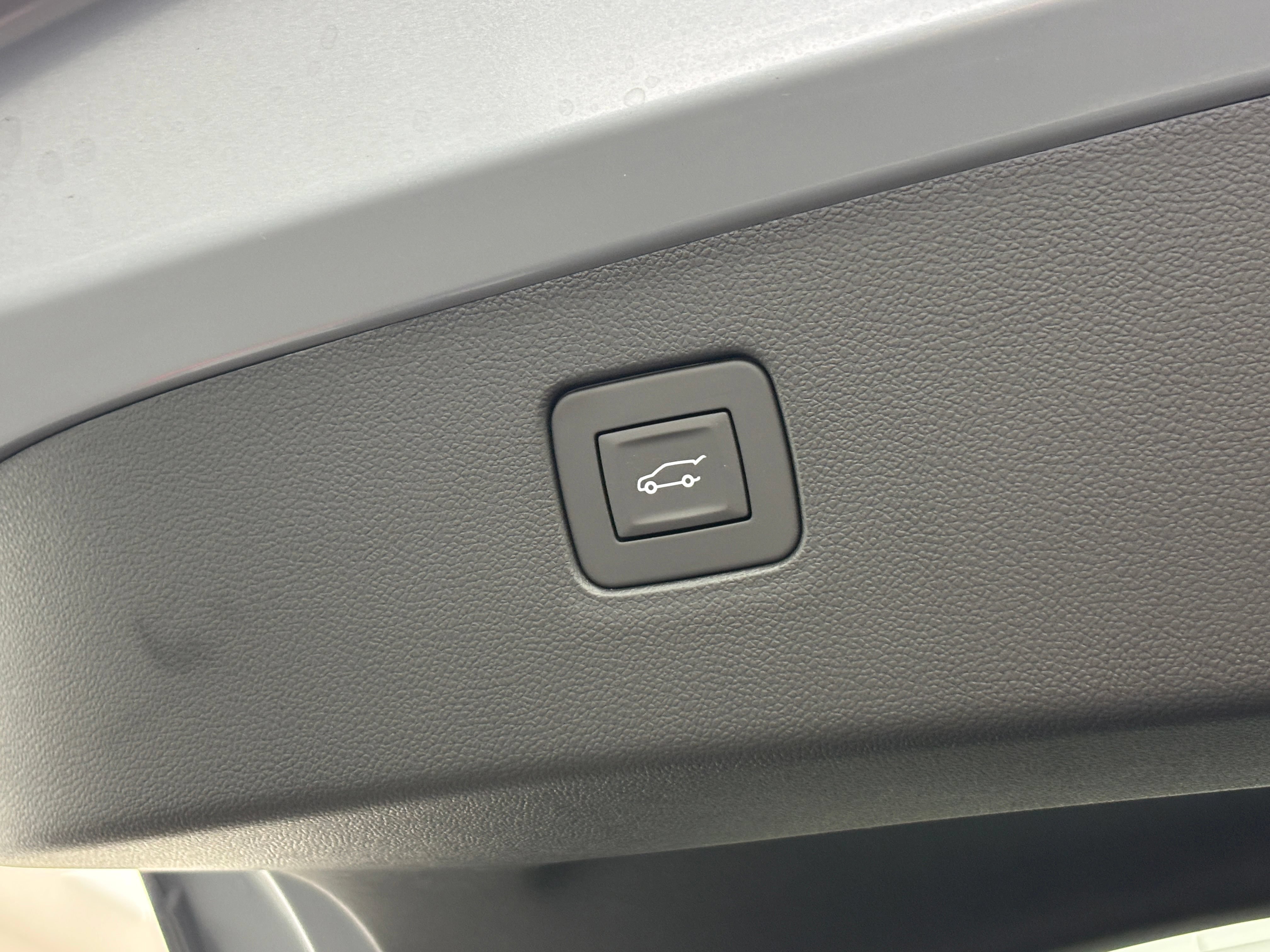 New 2026 Buick Envista Sport Touring w/ Convenience I Package FWD image 10