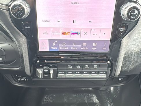 New 2026 RAM 3500 Tradesman image 19