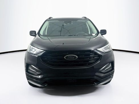 Used 2022 Ford Edge SE w/ Black Appearance Package AWD/4WD image 2