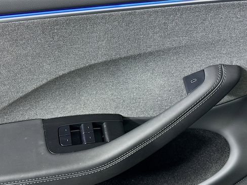 Used 2025 Tesla Model 3 Long Range image 15