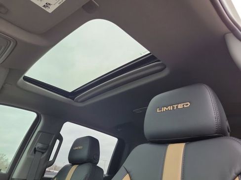 New 2026 GMC Sierra 1500 Elevation w/ Elevation Premium Package image 24